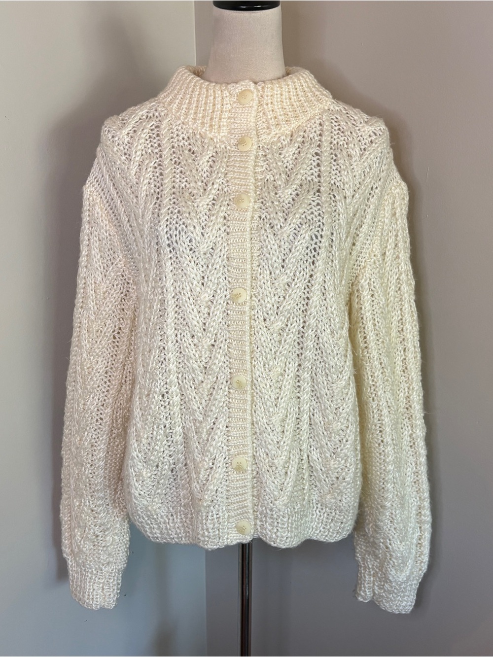 VTG Jack Winter Hand Knit 80s Ivory Cream Cable Knit Cardigan Sweater Medium